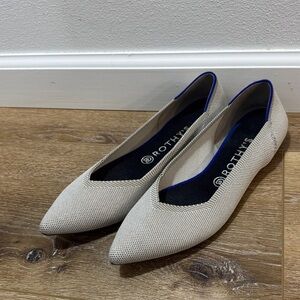 Rothy's Women's Pointed Knit Flat in Light Beige with Blue Trim